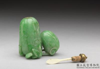 图片[3]-Jadeite snuff bottle in the shape of two connected melons, Qing dynasty, 18th-19th century-China Archive